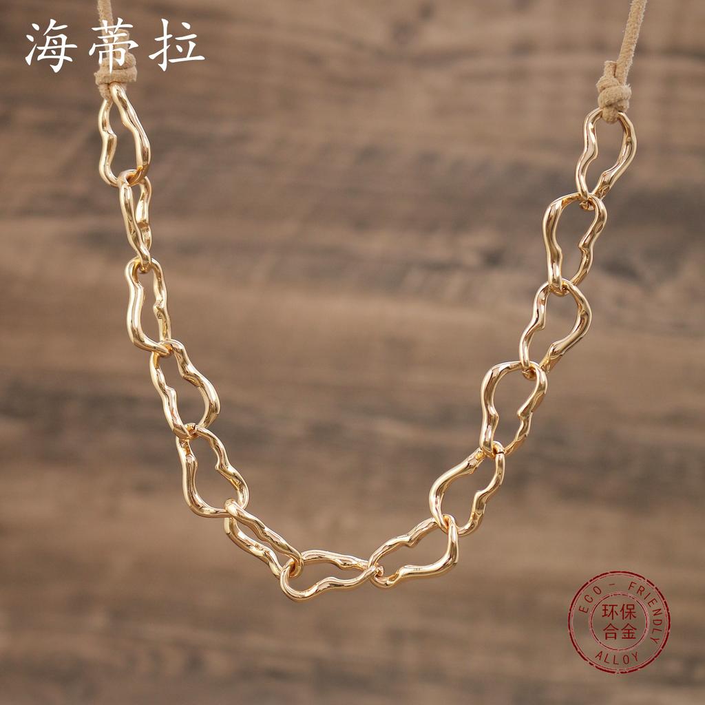 Новое металлическое преувеличенное геометрическое ожерелье из кожаного шнура, женское высококлассное панк-металлическое универсальное ожерелье