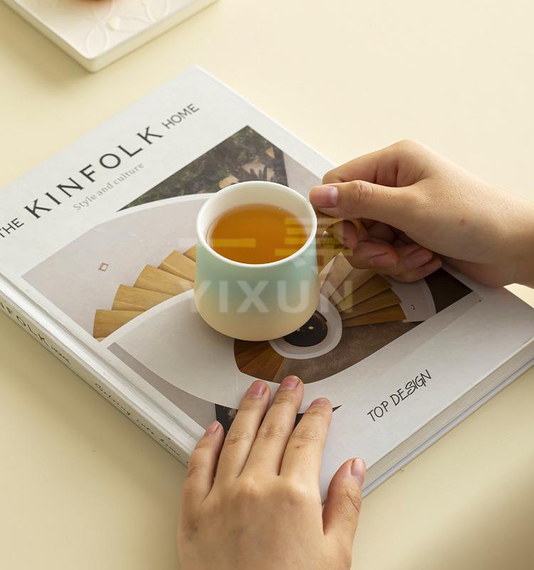 Премиальный керамический чайный набор с деревянными ручками: Элегантные австралийские белые чашки эспрессо на двоих