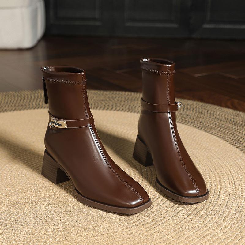 Короткие сапоги на высоком каблуке женские новые осенне-зимние сапоги 2024 года на толстом каблуке женские тонкие модные сапоги средней высоты коричневые французские короткие сапоги