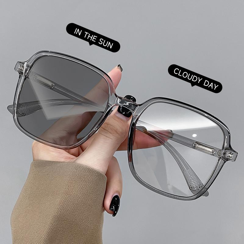 High Quality Fashion Sunglasses For Women Statement Making Big Square Photochromic UV400 Sunglasses Bold Look Transition Lenses Unisex