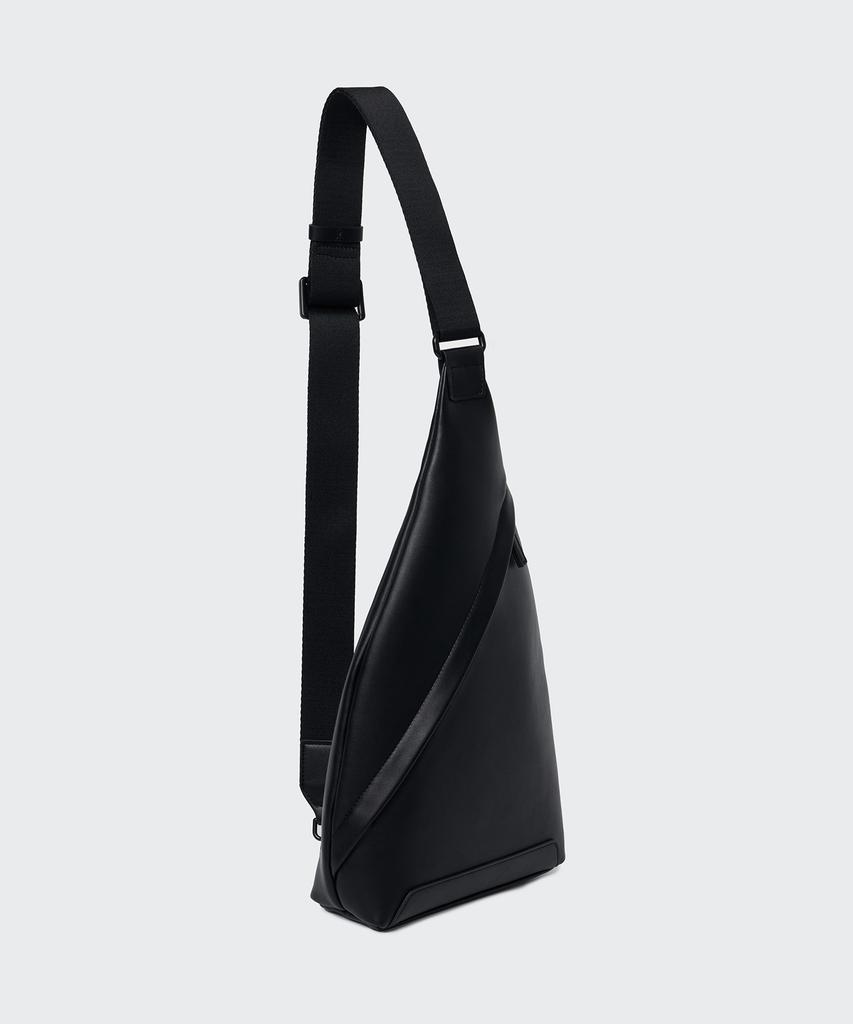 Musinsa Standard Synthetic Leather Flask Sling Bag [Black]