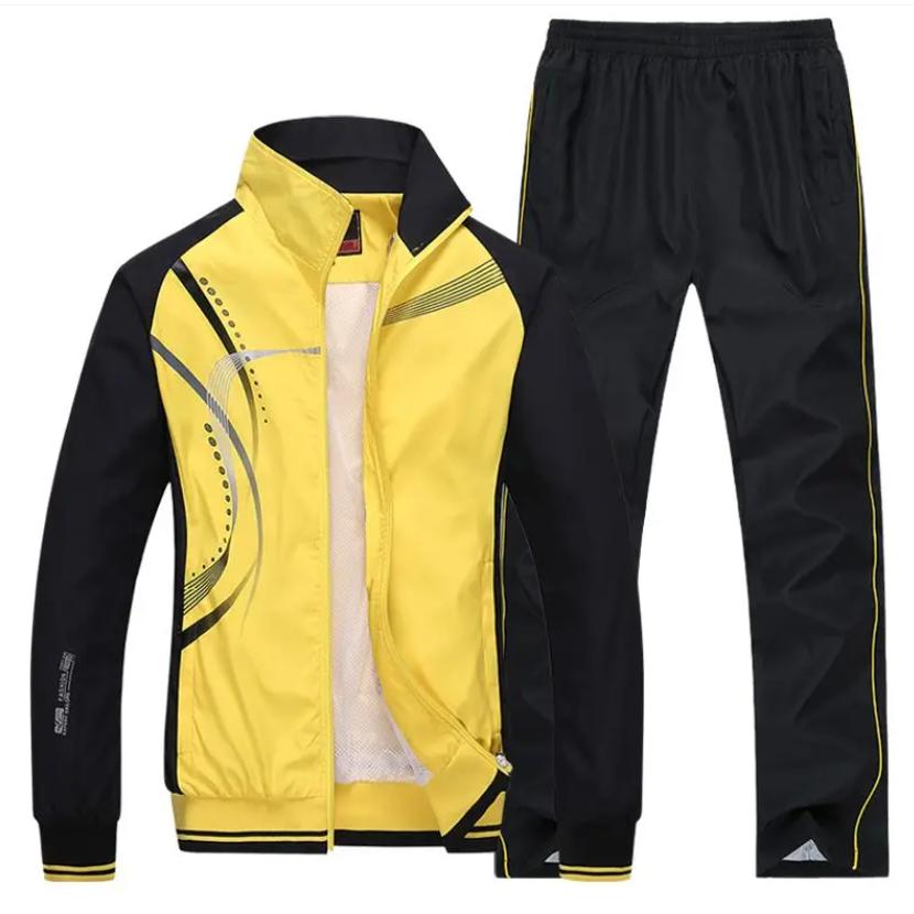 Мужские спортивные костюмы