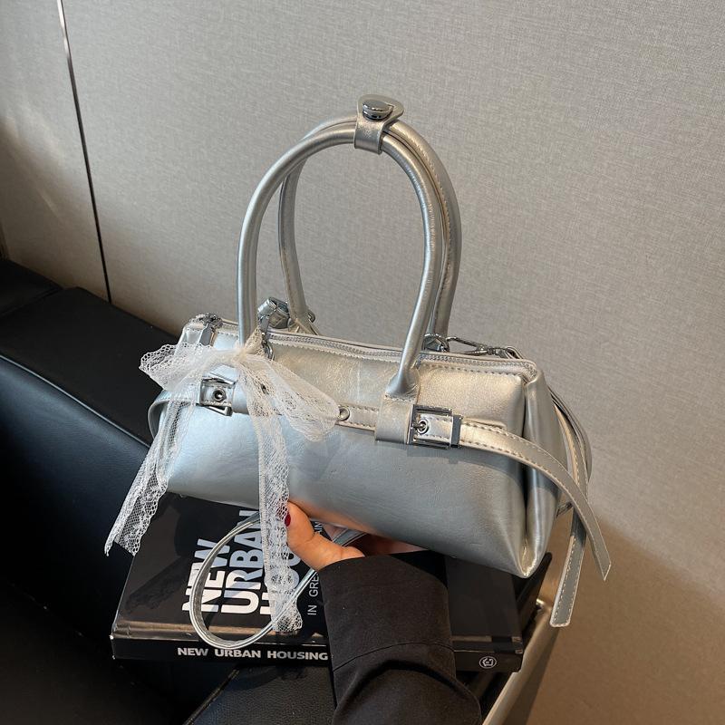 Сумка премиум-класса женская летняя новая модная нишевая сумка-мессенджер женская портативная сумка-багет