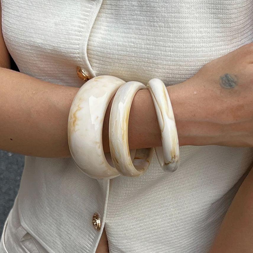 Ingemark 3Pcs/Set Vintage Beige Resin Bangles for Women on Hand 2026 New Trend Boho Stacking Charm Bracelets Y2K Jewelry Gift