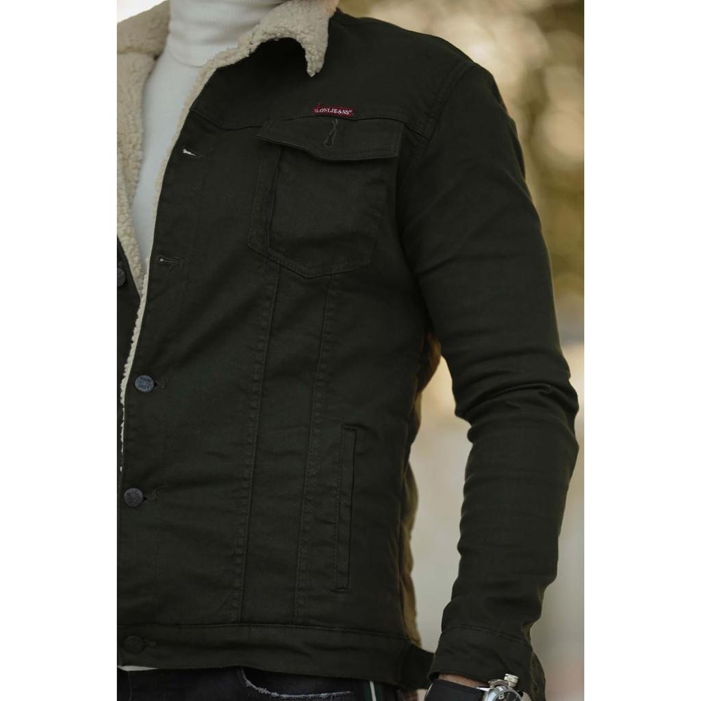 Мужская джинсовая куртка цвета хаки с мехом внутри