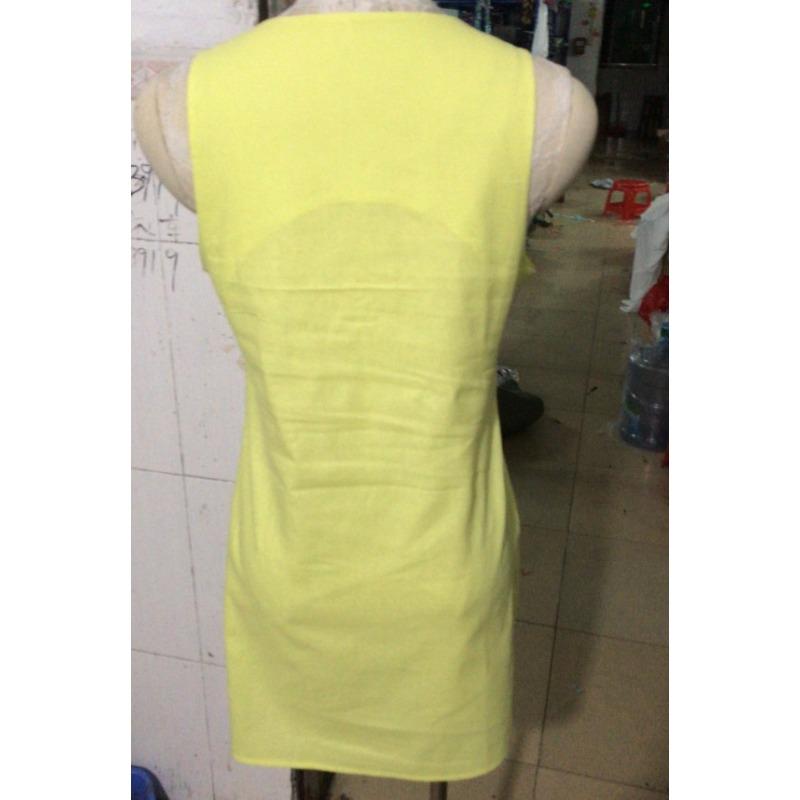 Повседневное летнее платье с карманом и бретелями на пуговицах