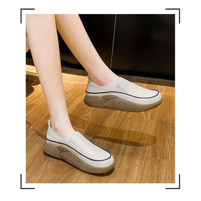 Повседневные низкие туфли на толстой подошве