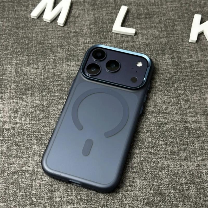 Применимо к чехлу для мобильного телефона iphone18ProMax матовый оригинальный цвет ультратонкий магнитный зажим Apple 17 защитный чехол ПК жесткий чехол