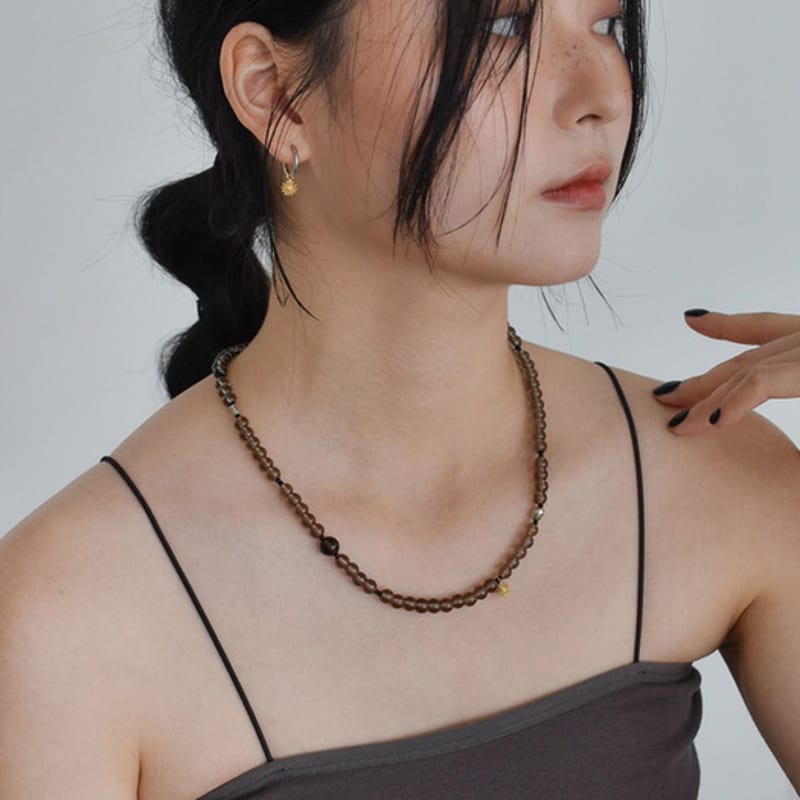 odds&ends smoky stone necklace 6mm