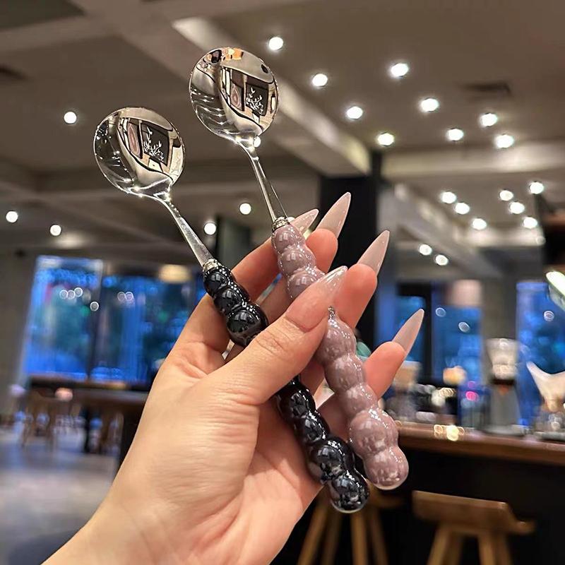 Ложка с жемчужной ручкой Нержавеющая сталь Ложки для перемешивания Ложка для мороженого Торта Десерта Бар Кухонные аксессуары Праздничные столовые приборы Гаджеты CDN