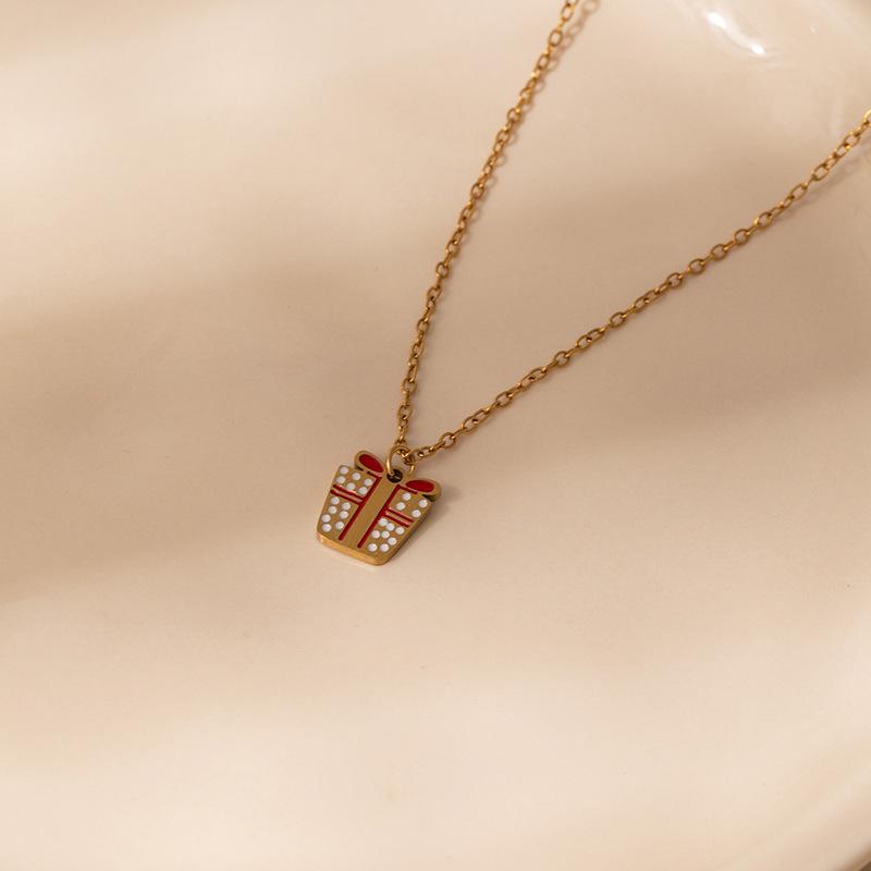 Stainless Steel Reindeer Necklace - Christmas Cartoon Clavicle Chain with Creative Design