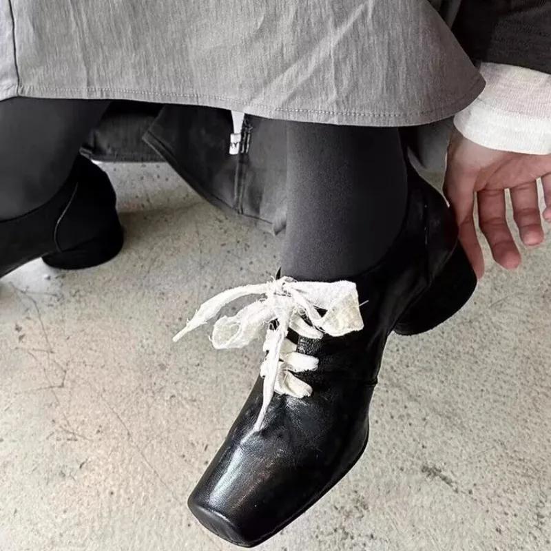 Женская Мода Туфли на Толстом Каблуке Весна Новинка Квадратный Носок Шнуровка Спереди Противоскользящие Износостойкие Высокие Каблуки