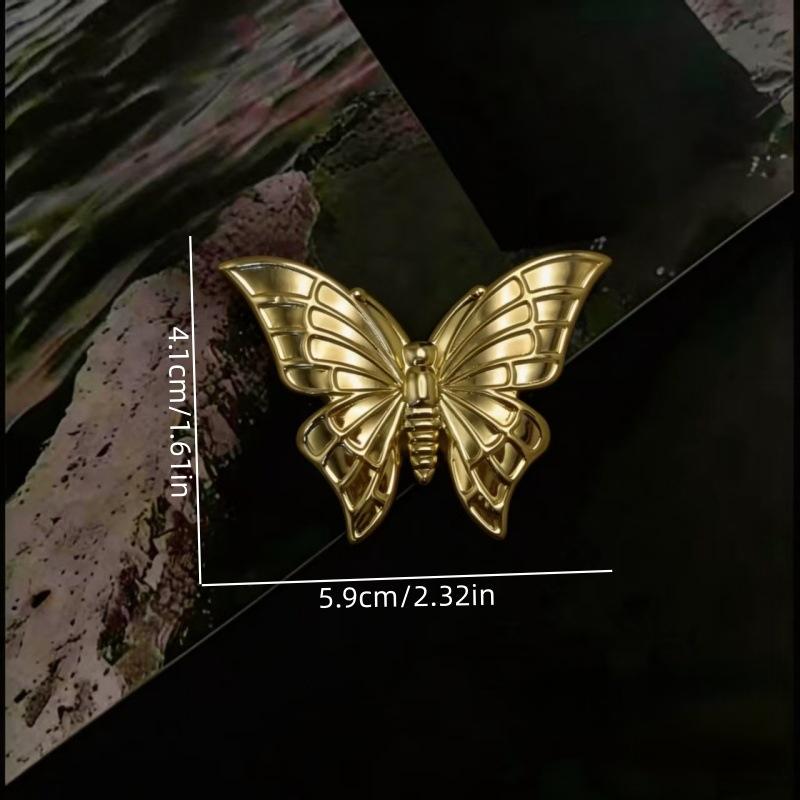 Women's Ocean Style Brooch 1Pcs Retro Metal Butterfly Embossed Pin with Lobster Detail for Dress Bag Scarf