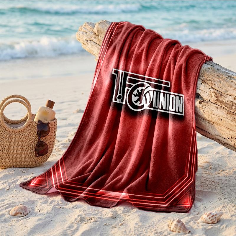 Union Berlin FC Print Microfiber Beach Towel Quick Dry Absorbent Large Towel For Beach Swimming Travel