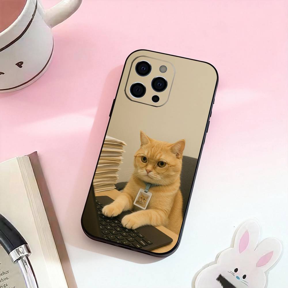 Забавные офисные коты Чехол для телефона для iPhone 17,16,15,14,13,12,11 Plus,Pro Max, Мягкий силиконовый черный чехол