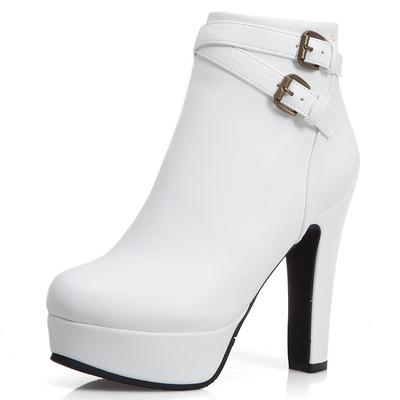 Мода Модные ботинки Женская обувь Осень Зима Сексуальные ботильоны на платформе для женщин Черные Красные Желтые Белые Короткие женские туфли Большие размеры