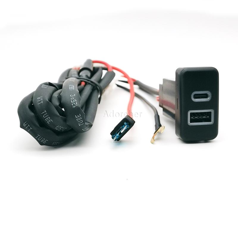 12V/24V QC3.0 USB Car Charger Quick Charging Socket Phone Charge Adapter Socket for Toyota FJ Cruiser Prado LC120 Accessories