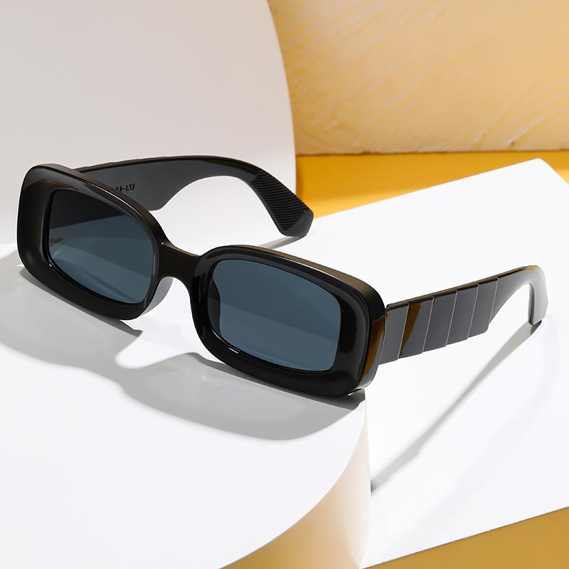 Women Square Colorful transparent Sunglasses Fashion Jelly Color Hip Hop Sunglasses Ladies classic Wild outdoor Shades Rectangle Sun Glasses