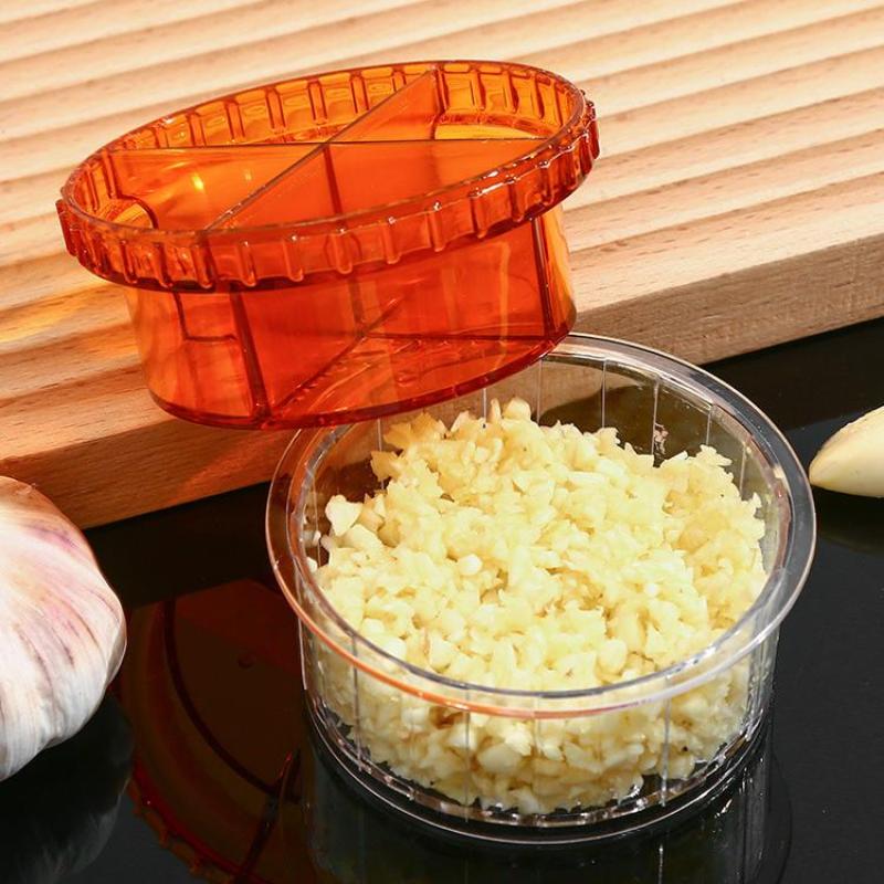 Kitchen Multifunctional Garlic Crusher Manual Garlic Press Roll Crusher Chopper Home Appliance Kitchen Gadgets Accessories