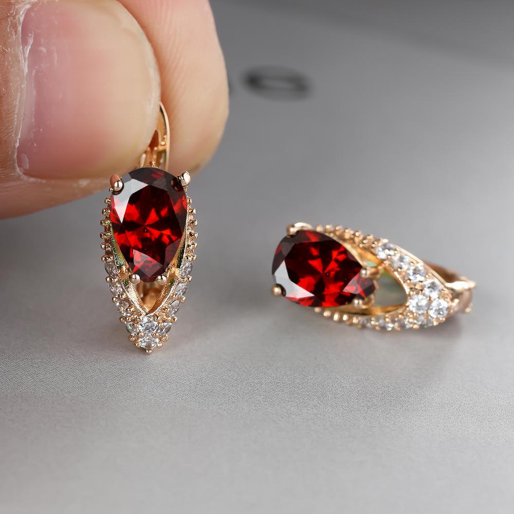 2022 New Geometric Teardrop Cut Green Stone Earrings Temperament Long Drop Trendy Female Earrings