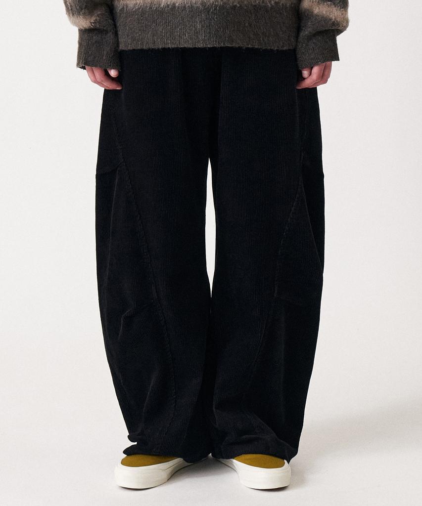 GOLDEN SUNSHINE Corduroy Parachute Pants_Black