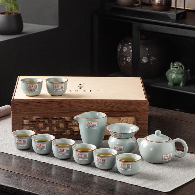 Master Handmade Chinese Ceramic Tea Set