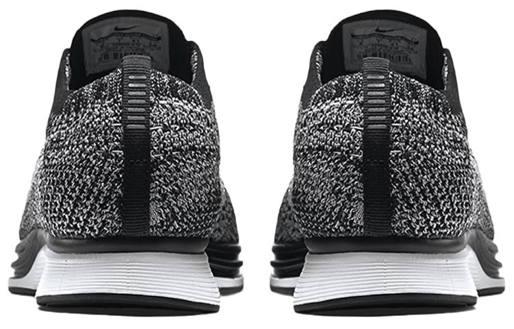 Nike Flyknit Racer Oreo 2 526628-012