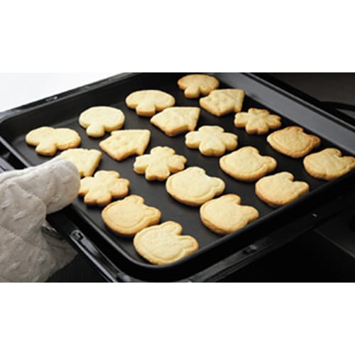 Shimomura Kihan Cake and Roll Cake Pan [Made in Japan] Oven-Safe Baking Sheet, 28.5 x 28.5cm, Non-Stick, Black Iron, for Cookies, Confectionery, Chris