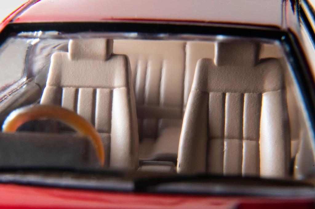 Tomica Limited Vintage Neo Toyota Corolla Levin Lime Red 84 год Готовый продукт 1/64 LV-N284b 2-дверный