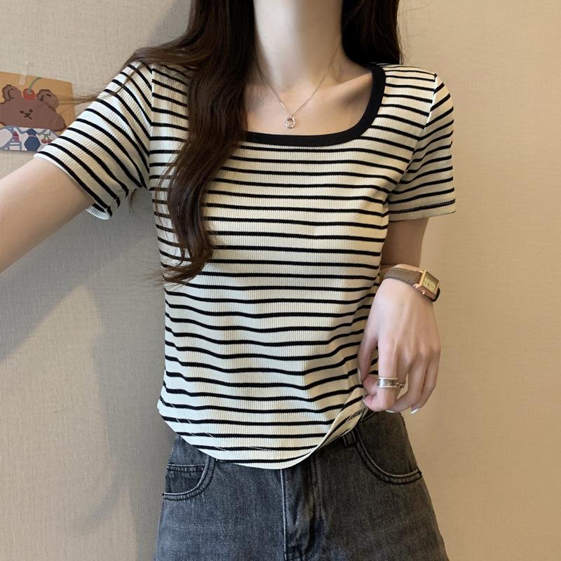 Striped Design and Salt-like U-neck Contrasting Color New Slim Short-sleeved T-shirt for Women Loose and Slim Hong Kong Style