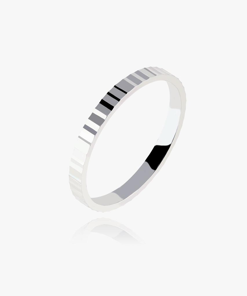 Helene Jewelry Кольцо «Мисс» из серебра 925 пробы с вертикальной огранкой (Тип Б)