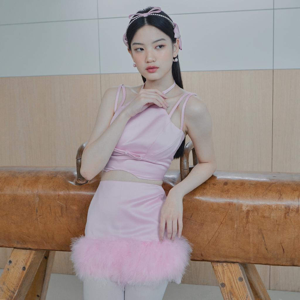 Leobyui Pink Satin Feather Skirt