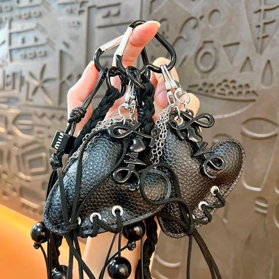 Брелок-подвеска Многофункциональная подвесная пряжка с карабином Искусственная кожа Дизайн ремешка в форме сердца Портативный аксессуар-шарм для сумки