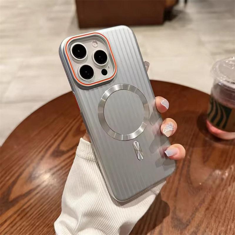 Чехол-кошелек с металлическим покрытием и гофрированной полосой для iPhone 12 13 14 15 16 Pro Max с беспроводной зарядкой и магнитным креплением Magsafe