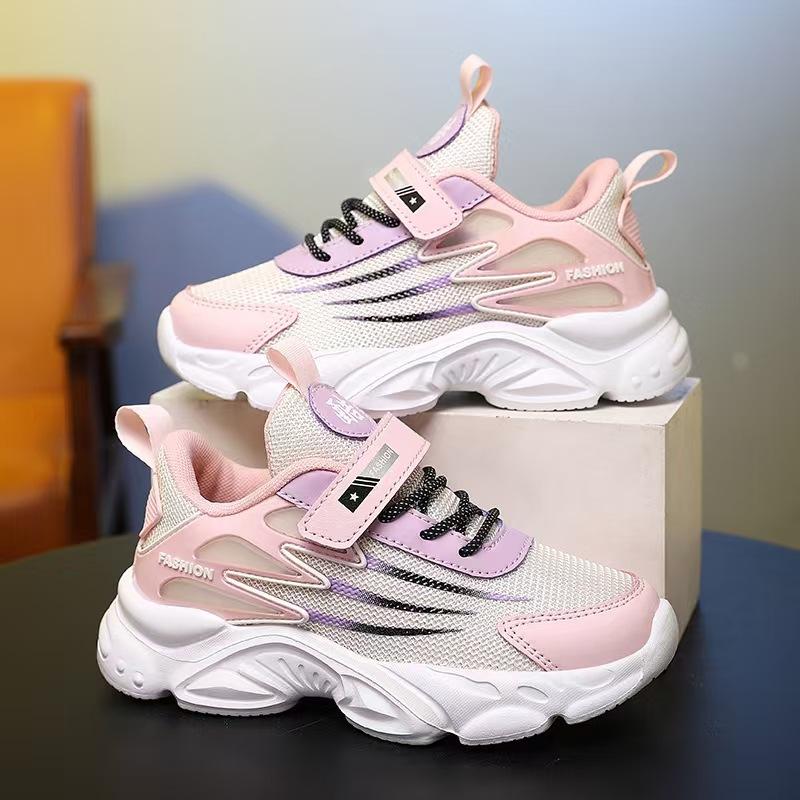 2025 New Mesh Breathable Classmates Boys Girls Middle and Older Children Hiking Shoes Lightweight Primary School Running Shoes