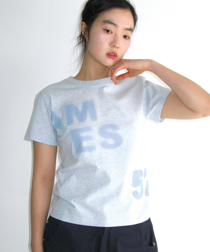 AMES-WORLDWIDE Футболка с принтом 52 Typo Tee Синяя