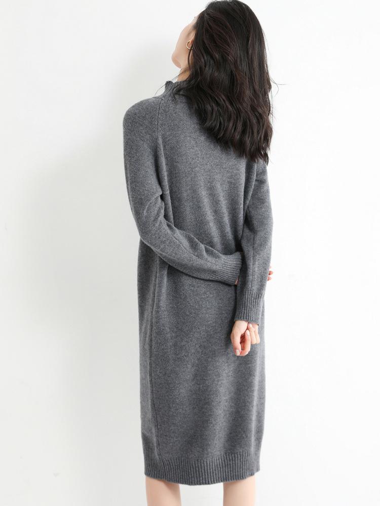 Длинное платье-свитер длиной до колена, женское платье с полувысоким воротником, утепленные теплые трикотажные платья средней длины с низом, весна и осень