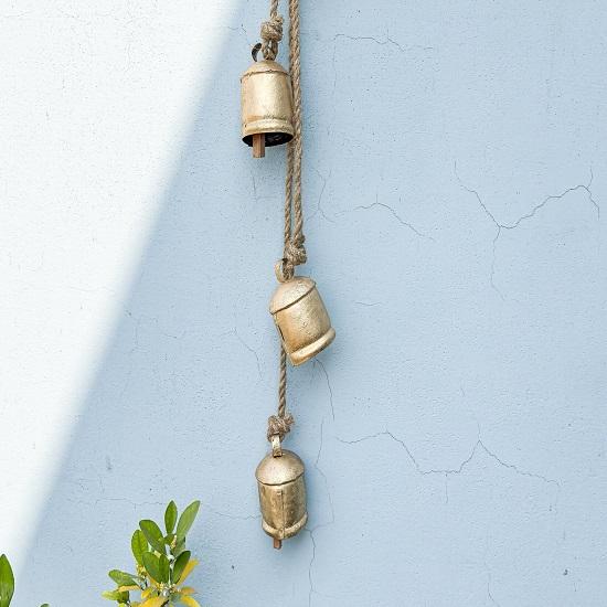 Вешалка для венков в деревенском стиле с золотыми колокольчиками, рождественский декор