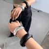 2025 Европейский и Американский Глянцевый Металлический Круглый Браслет: Новая Мода Высококлассные Роскошные Ювелирные Изделия для Женщин