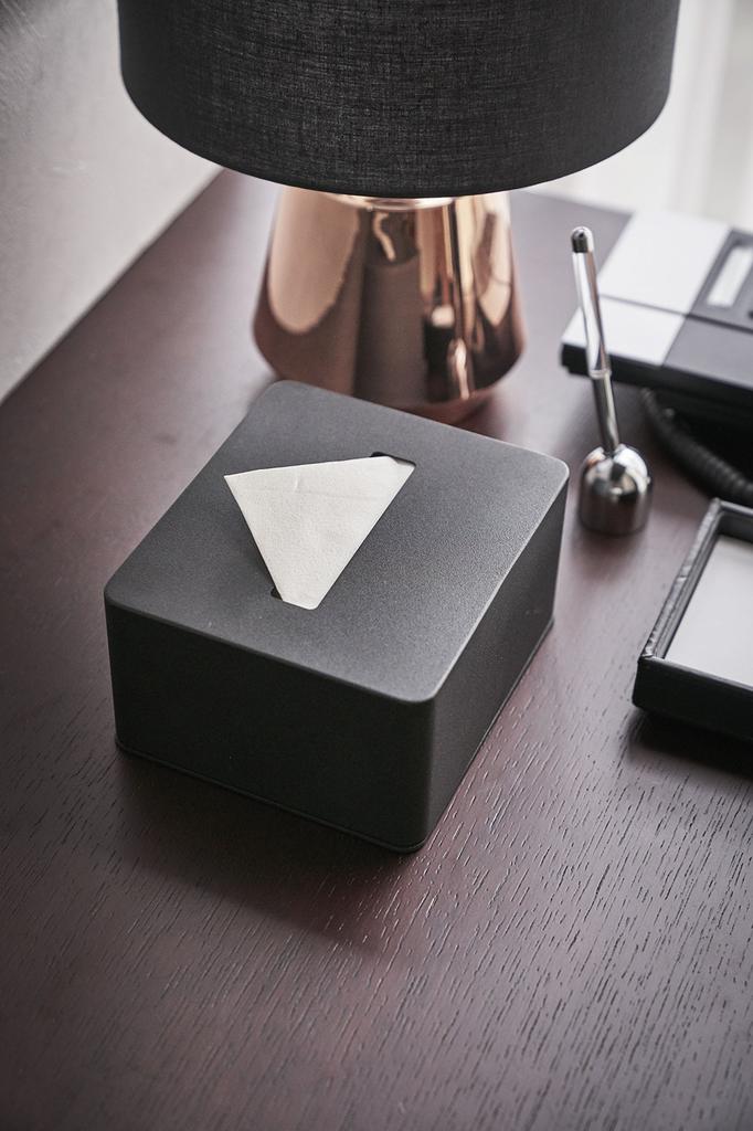 Ямазаки Дзицугё (Ямадзаки) Чехол для салфеток черного цвета: приблизительно. W15.5XD13.5XH7.5см башня 4218