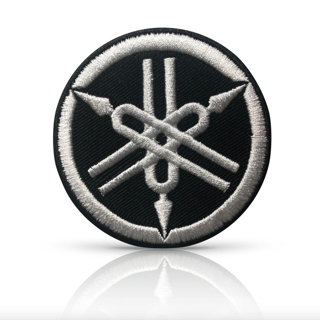 Универсальная эмблема-аппликация с вышивкой в виде камертона Yamaha для колеса, приклеиваемая утюгом, гоночный патч для Yamaha 51