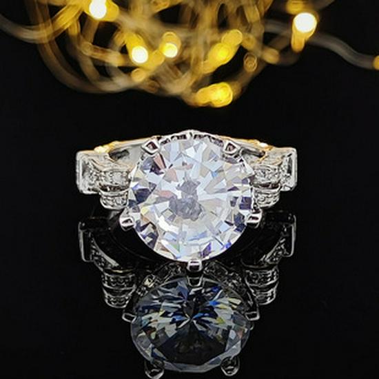 Элегантное европейское и американское ювелирное кольцо с большим квадратным цирконом