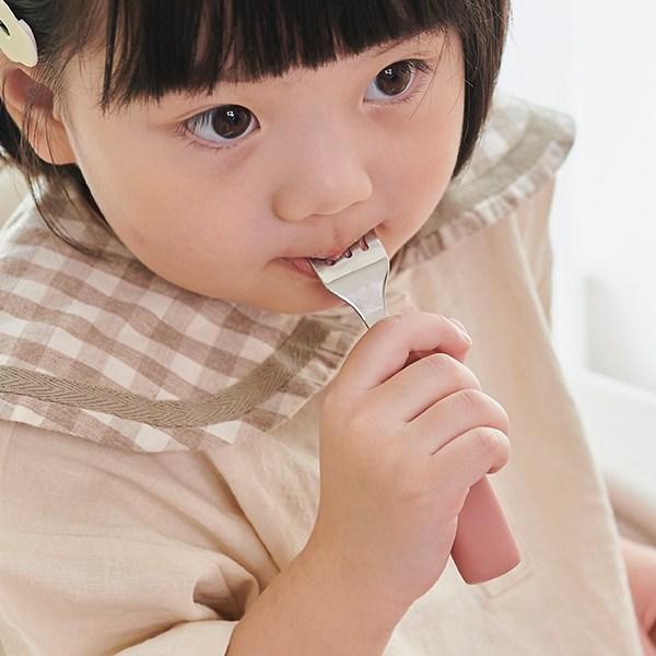 Fergie Children's Self-directed Stainless Steel Spoon and Fork Set, Spoon + Fork + Case, Taupe Brown, Korean Popular Tableware