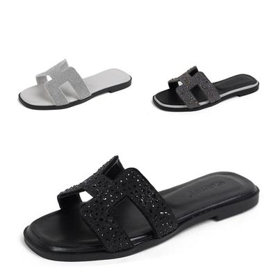 Женские летние шлепанцы в тон - модные плоские сандалии 2025 года для пляжа и путешествий