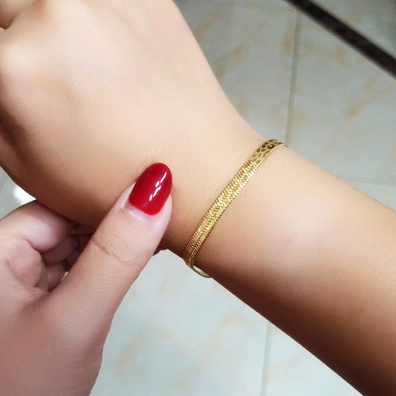 Titanium Titanium Steel Leopard Printing Snake Chain Knife Chain Clavicle Chain