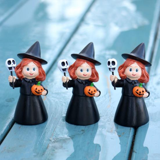 3Pcs Halloween Witch Figurine Holding Skull Pumpkin Cartoon Witch Resin Statue Sculpture Home Office Holiday Party Decoration Ornament
