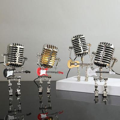 Металлический микрофон робот ночник винтажный держащий гитару рок микрофон робот светодиодный стол