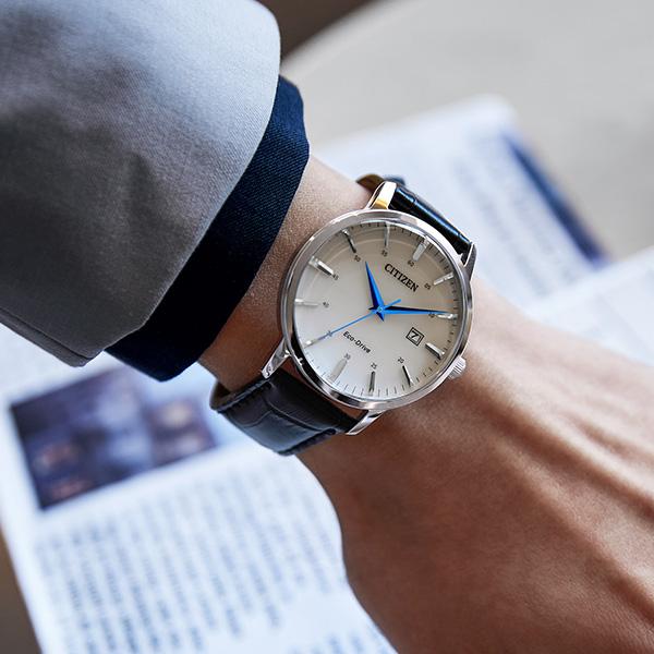Citizen Кварцевые часы Eco Drive с питанием от света, ремешок из натуральной кожи, унисекс, белый циферблат BM7461-18A