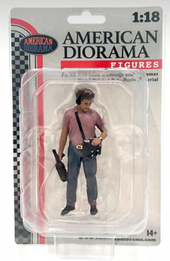 American Diorama Scale Male Assistant Figure 1/18 On-Air (4 Figures) [Used]