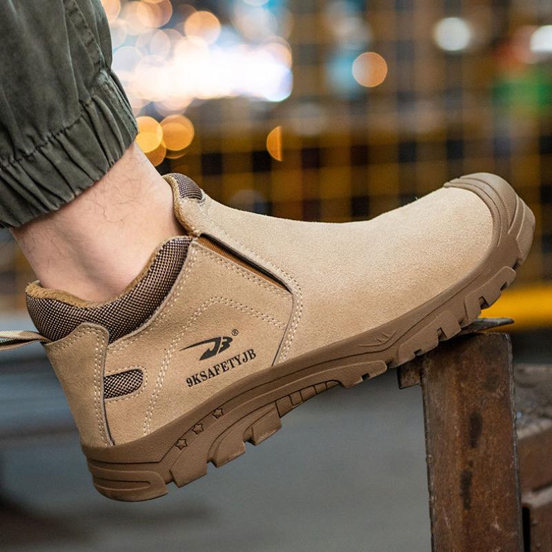 Safety Shoes 6KV Insulated Shoes Anti-smash and Anti-puncture Labor Protection Shoes for Electric Welders Men's Slip-on Safety Shoes